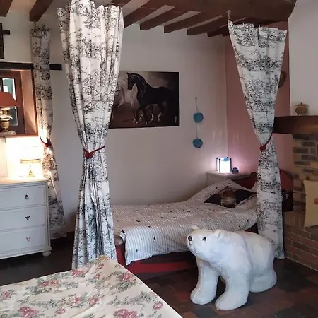 Les Hetres Inseparables Aux Portes Du Dday * Bernesq